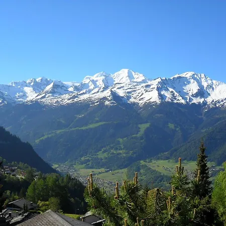 Chalet Puntjak